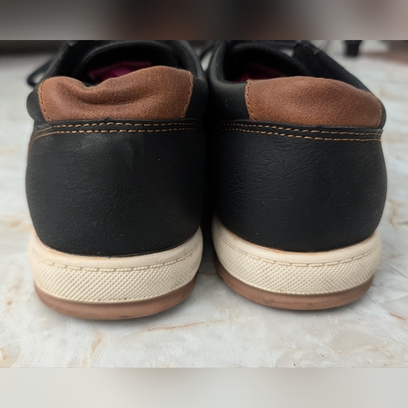 Levi's Black Casual  Men's Shoes Size 9 - Picture 5 of 11